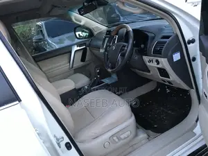 Toyota Land Cruiser 2018 White