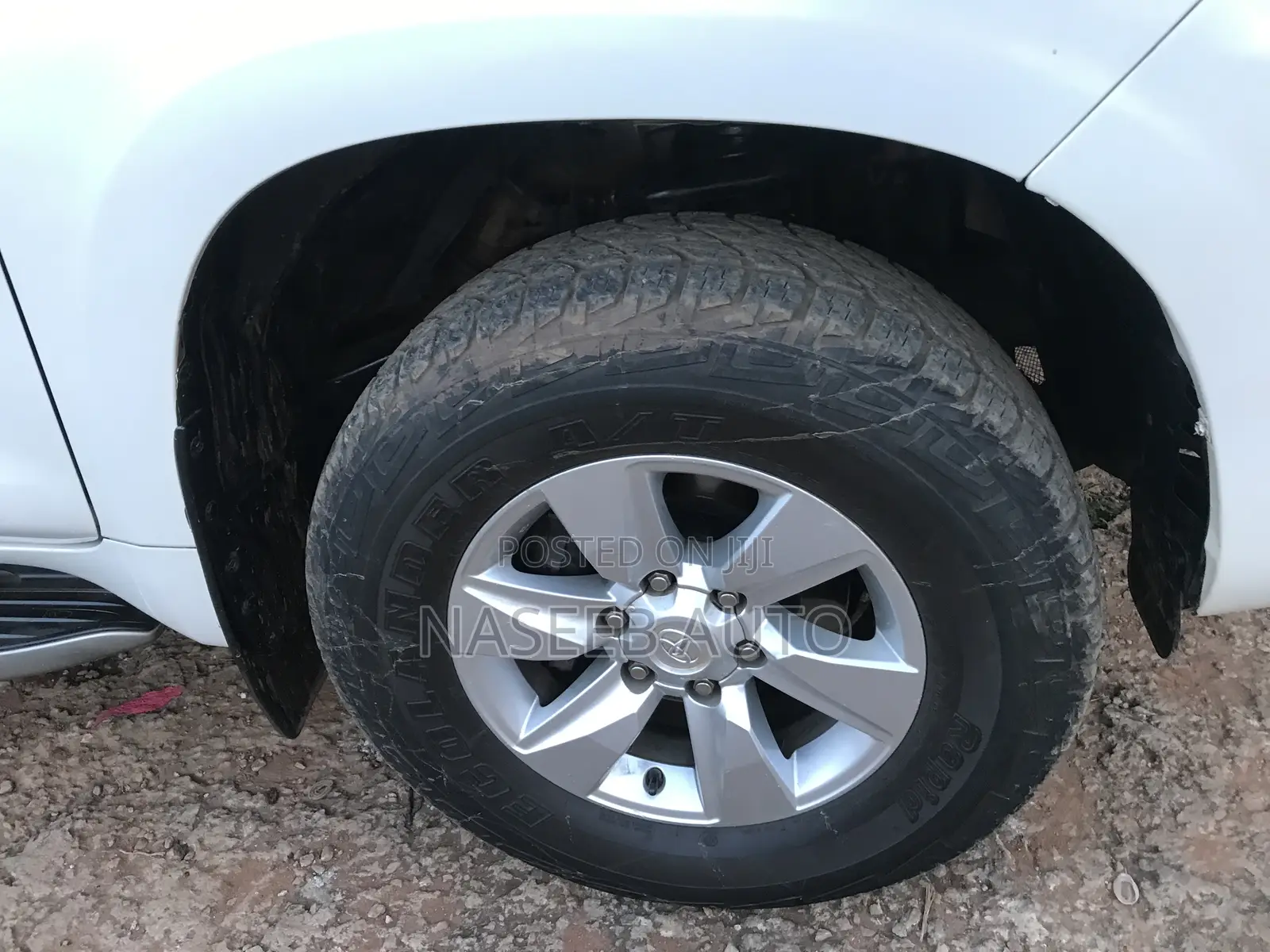 Toyota Land Cruiser 2018 White