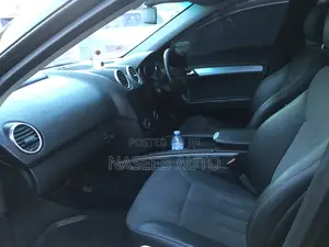Mercedes-Benz M Class 2005 Black