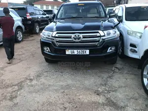 Toyota Land Cruiser Prado 2014 Black