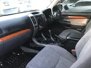 Toyota Land Cruiser Prado 2009 Black