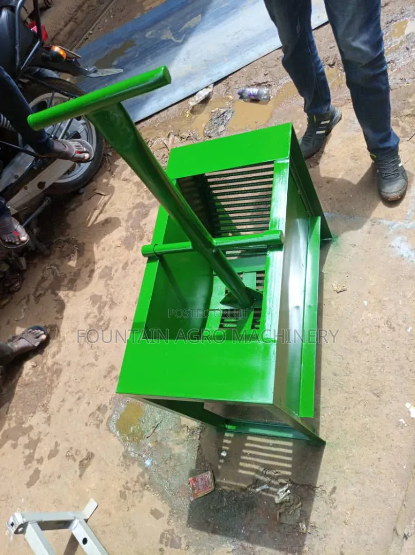 Manual Gnut Sheller