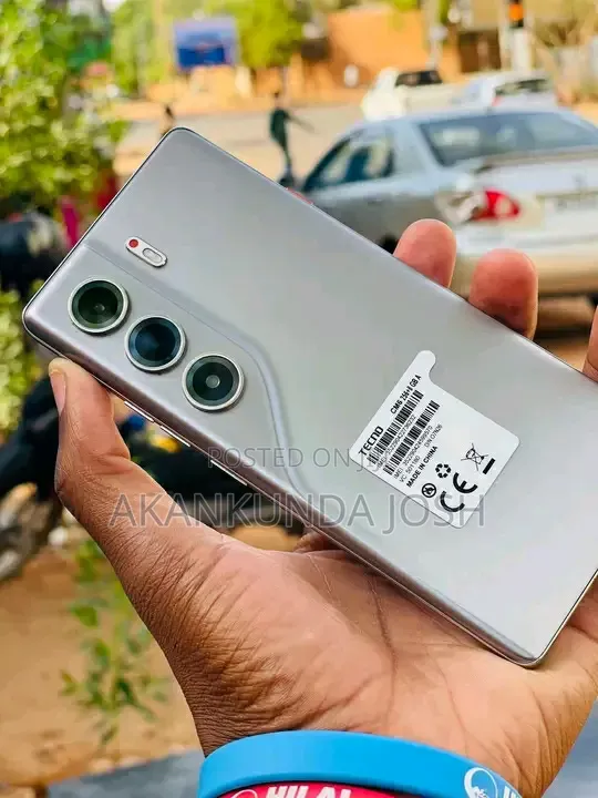 New Tecno Camon 40 Pro 5G 256 GB Gray