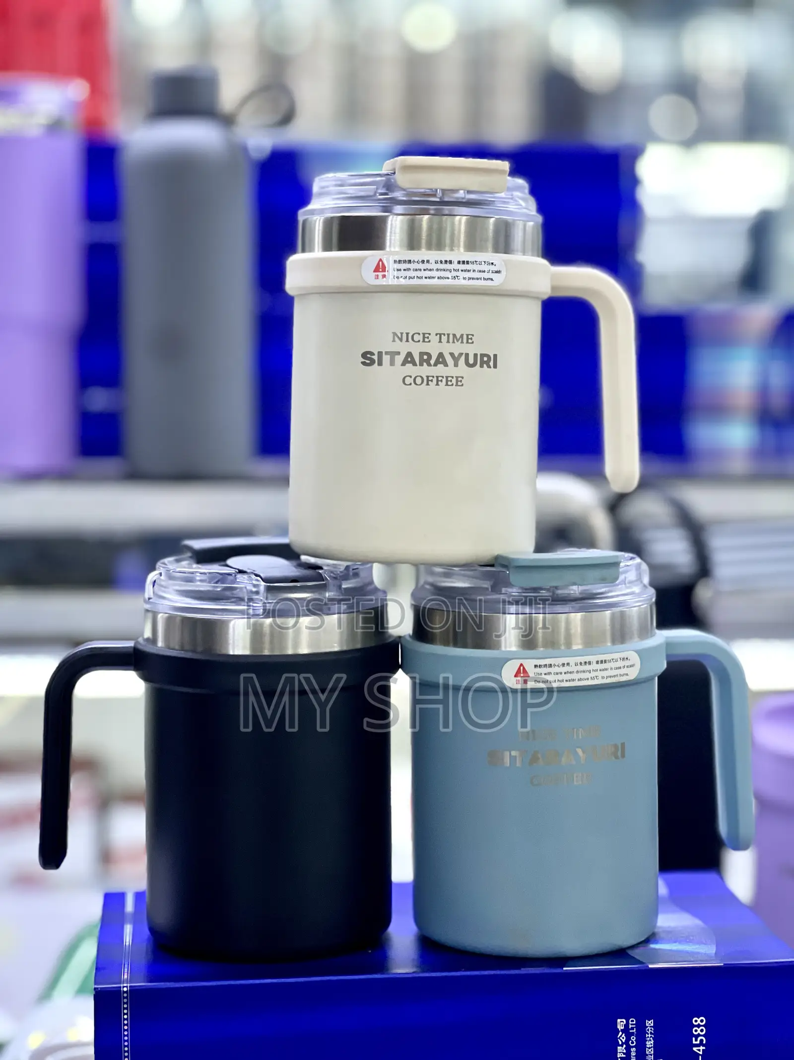 Stylish Thermal Vacuum Cup for Modern Lifestyles - Black With Handle