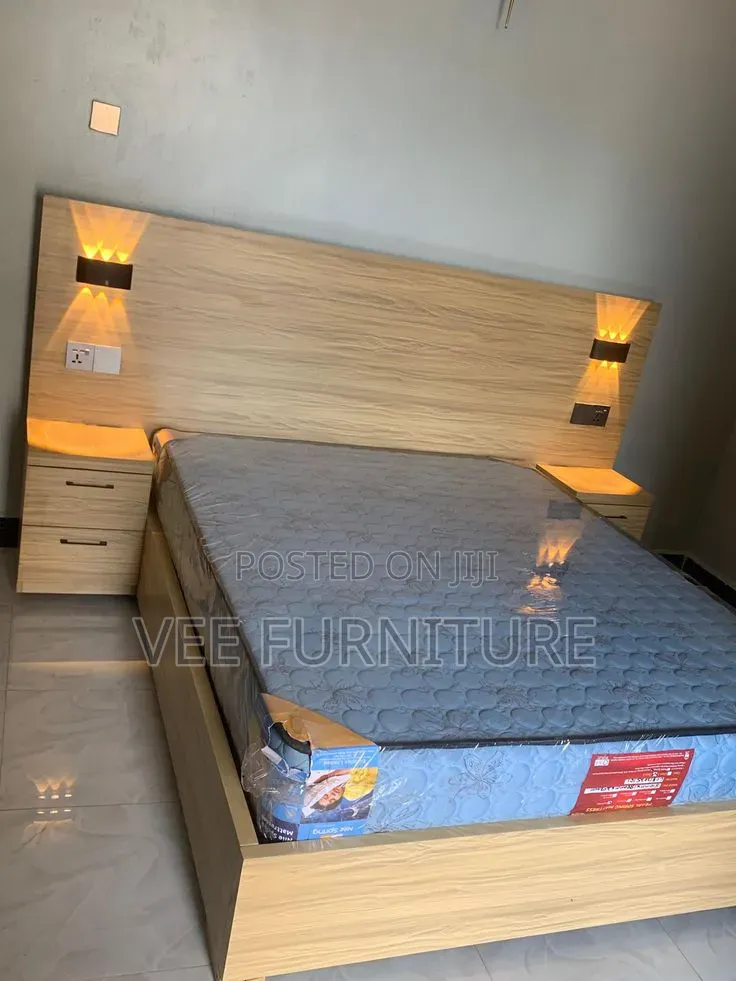 Modern Wooden Platform Bed Set With Wardrobe Lights