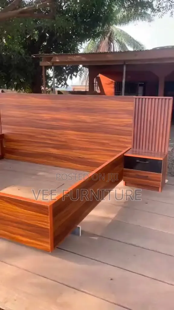 Modern Wooden Platform Bed Set With Wardrobe Lights