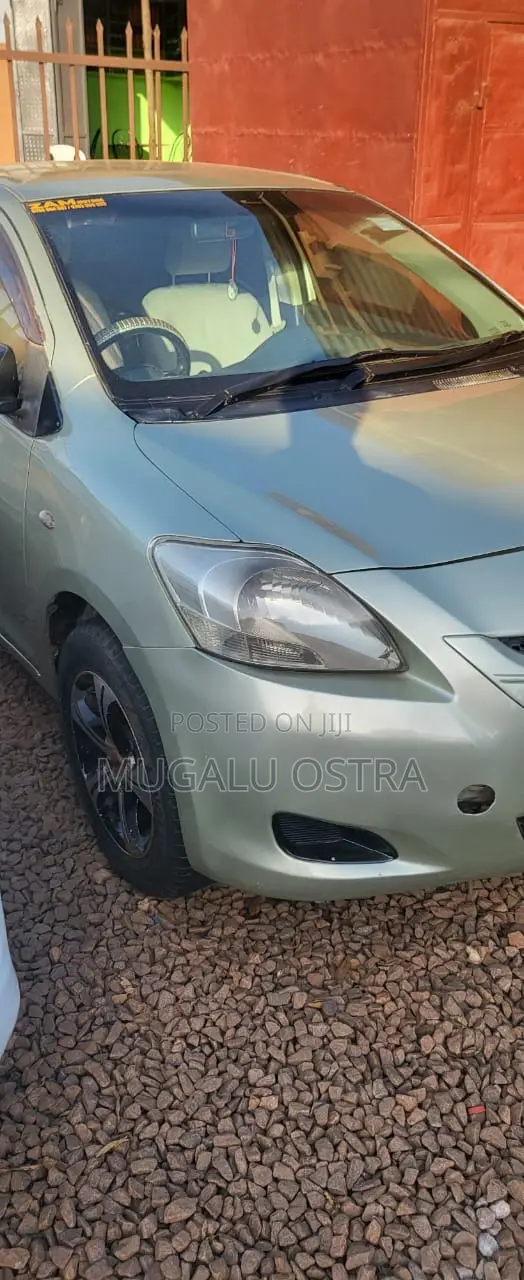 Toyota Belta 2006 Green