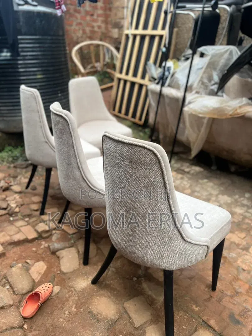 Mordern Restaurant Chairs