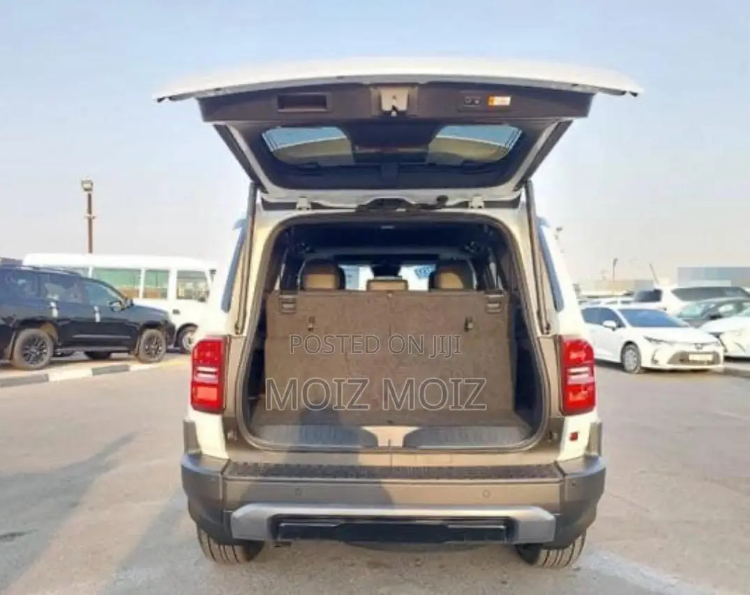 New Toyota Land Cruiser Prado 2025 White