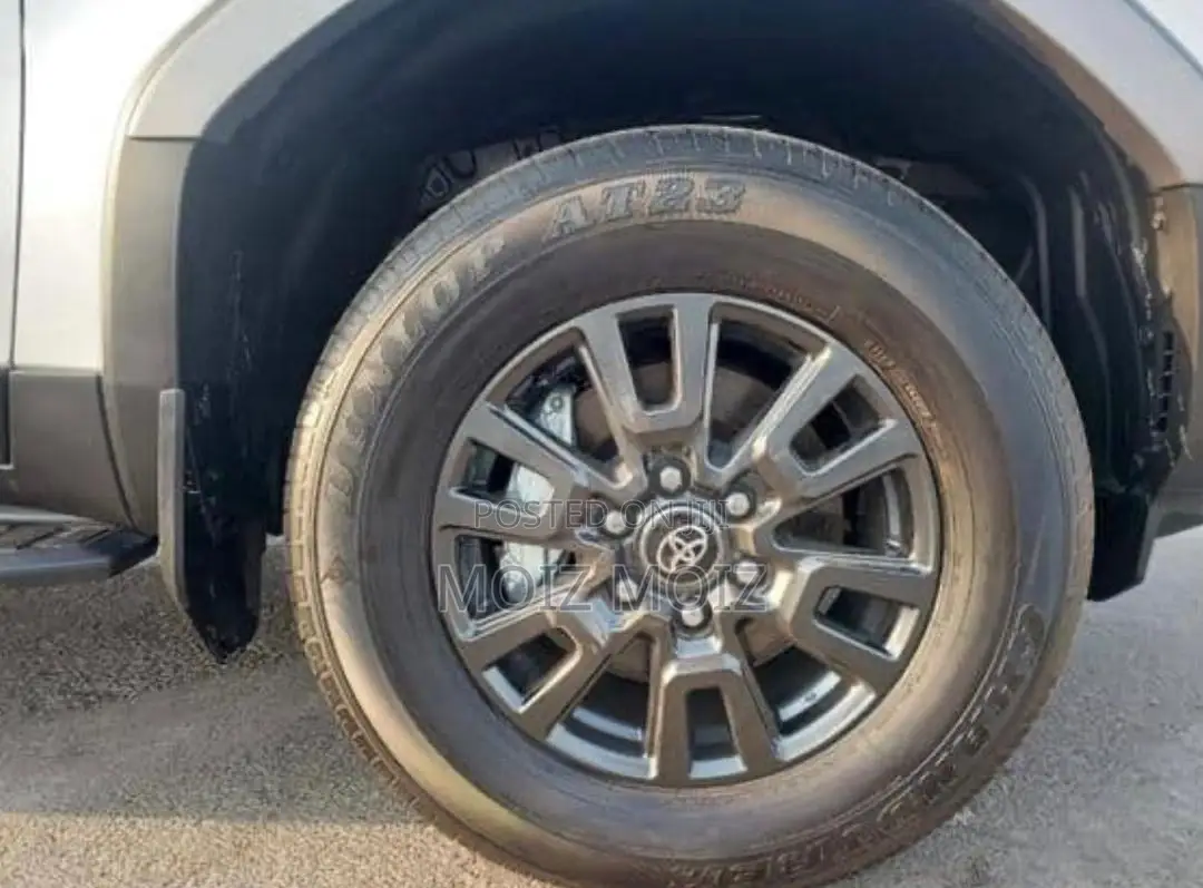 New Toyota Land Cruiser Prado 2025 White