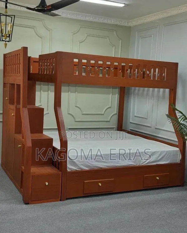 Mordern Wooden Decker
