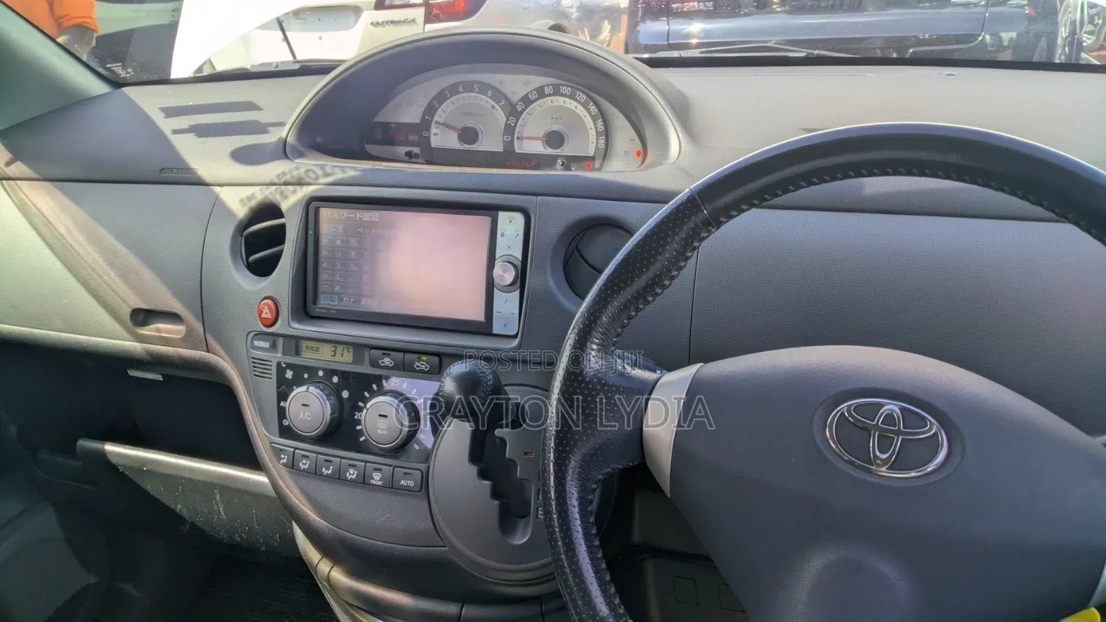Toyota Sienta 1.5 AWD 2012 Gray