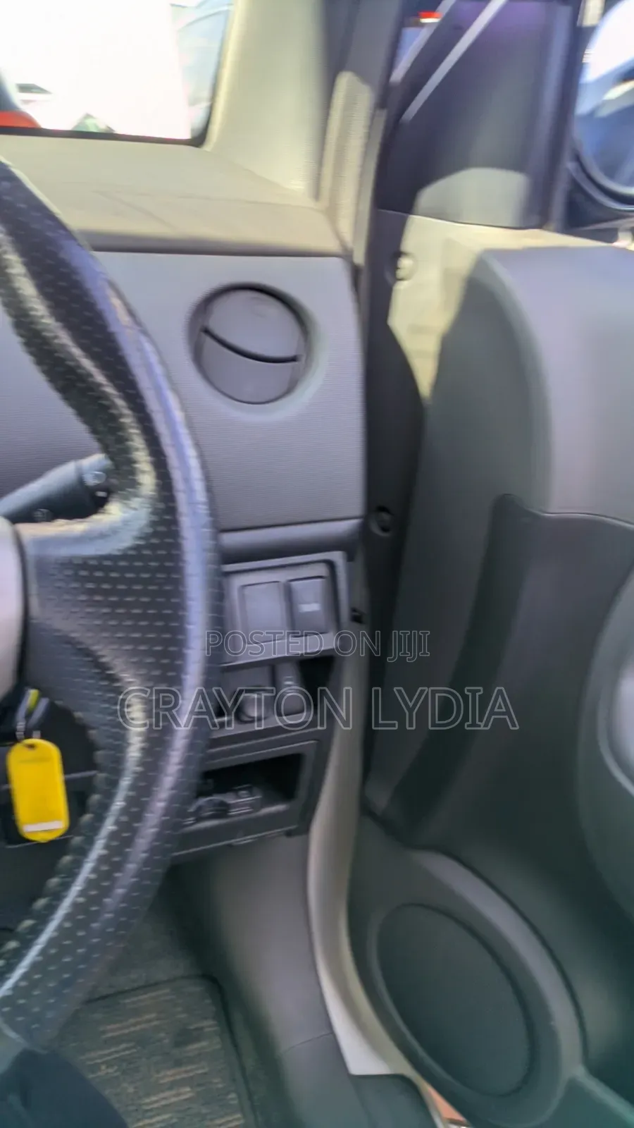 Toyota Sienta 1.5 AWD 2012 Gray