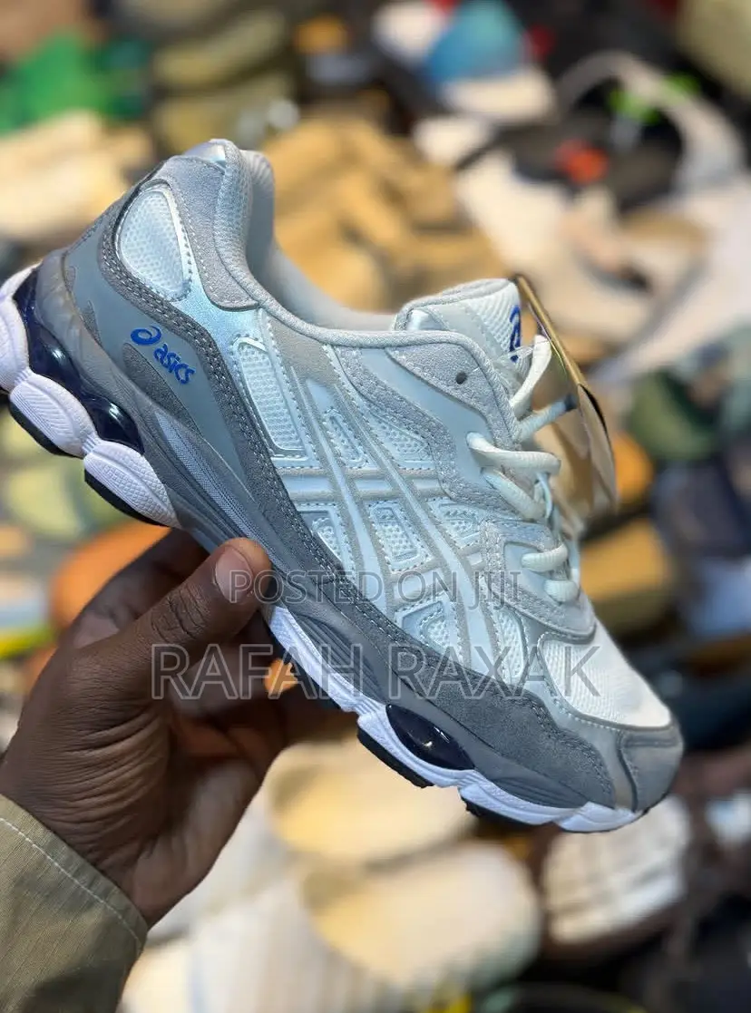 Glacier Gray Ascis Gel-Nyc Running Sneakers