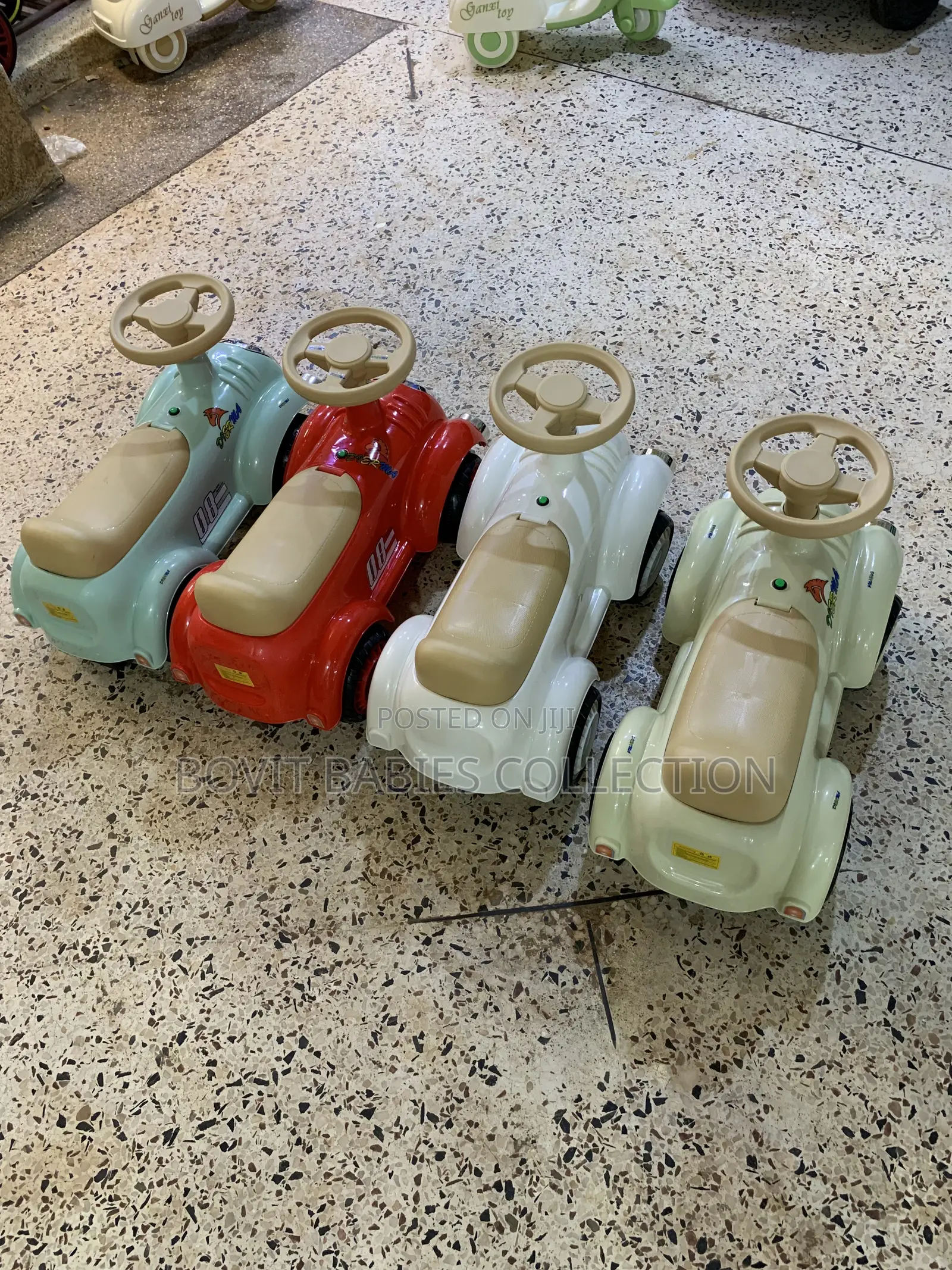 Children’S Ride-on Car