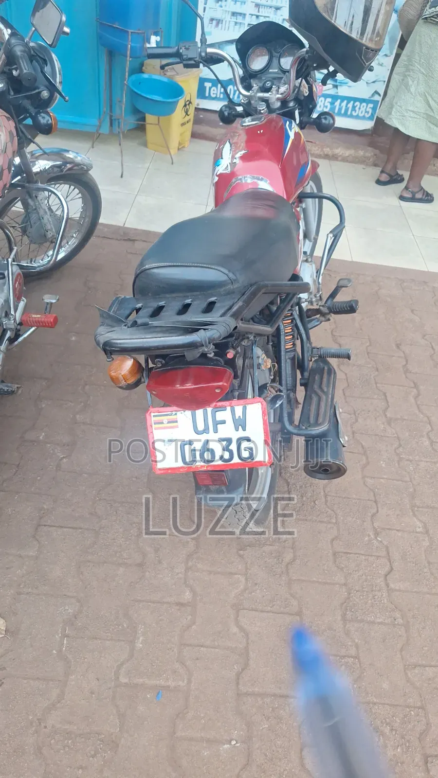 Bajaj CT 125X 2022 Red