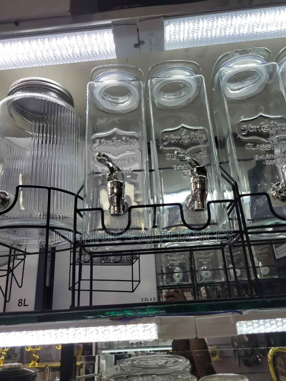 Tripple Glass Juice Dispenser With Stand 8l Each