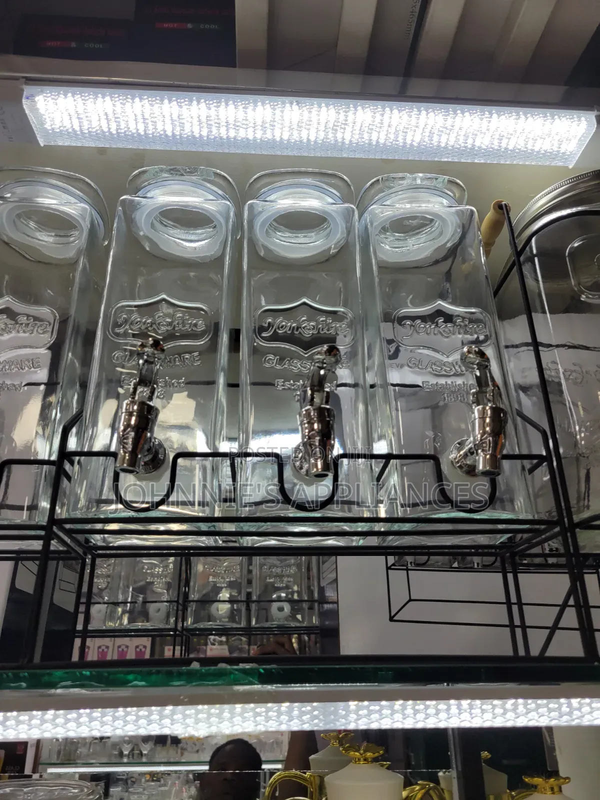 Tripple Glass Juice Dispenser With Stand 8l Each