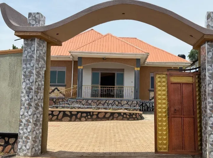 3bdrm House in Sanda~Mabombwe for sale