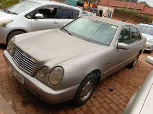 Mercedes-Benz E200 2002 Silver