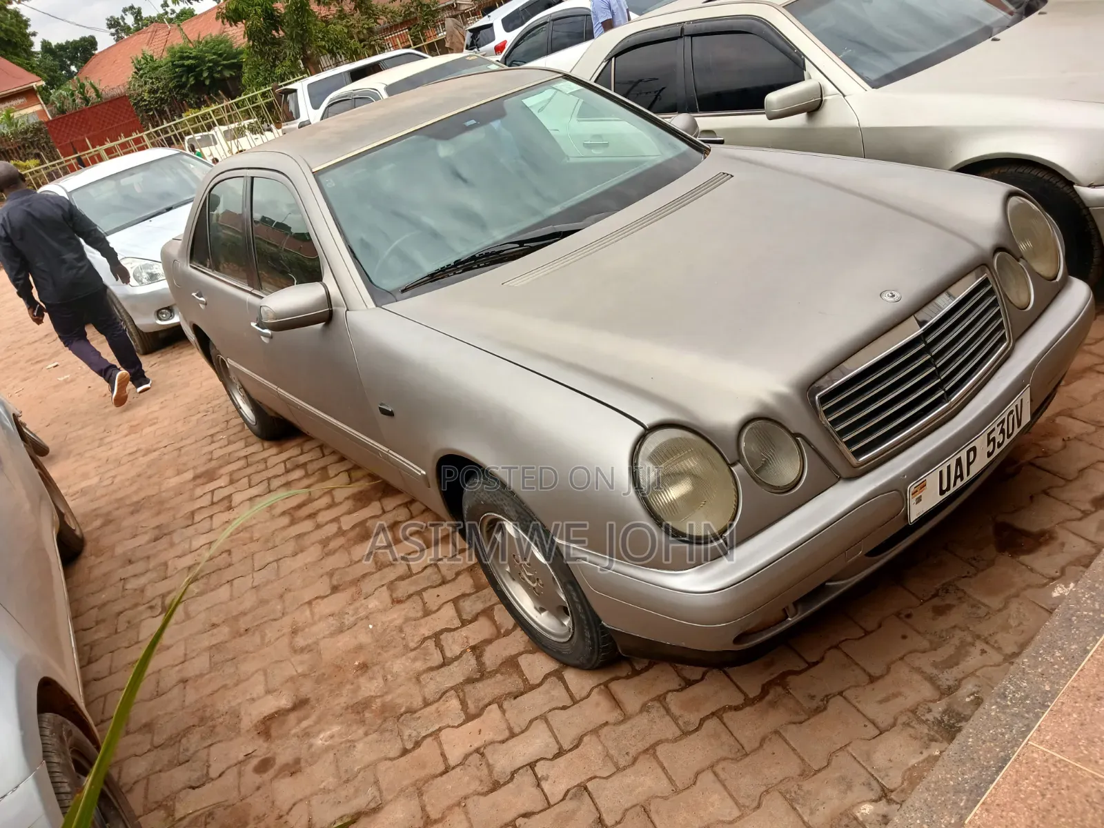 Mercedes-Benz E200 2002 Silver