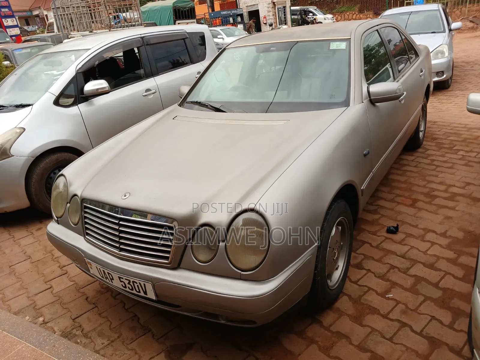Mercedes-Benz E200 2002 Silver