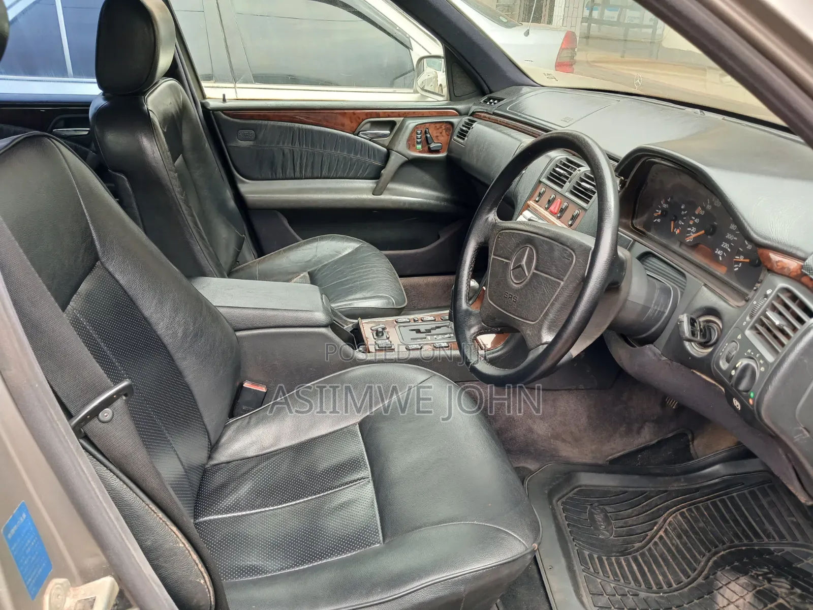 Mercedes-Benz E200 2002 Silver