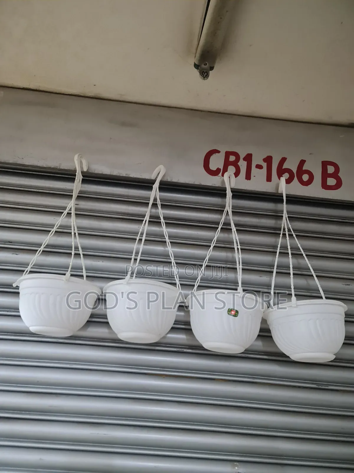 White Plastic Hanging Pots Hanging Flower Pots