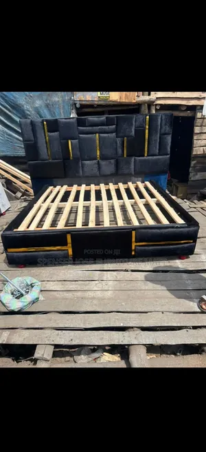 Cushioned Bed 6by6 With Extra Headboard