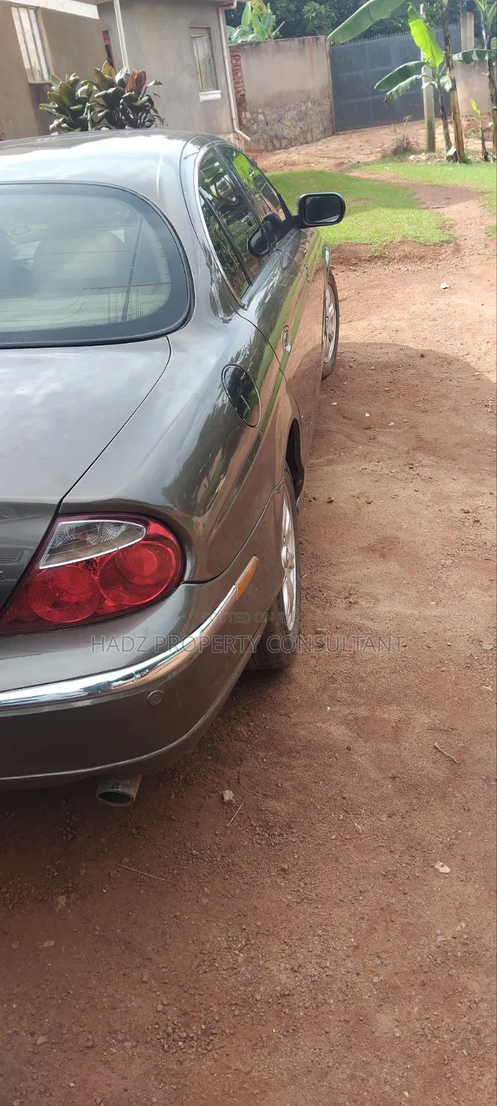 Jaguar S-Type 2006 Gray