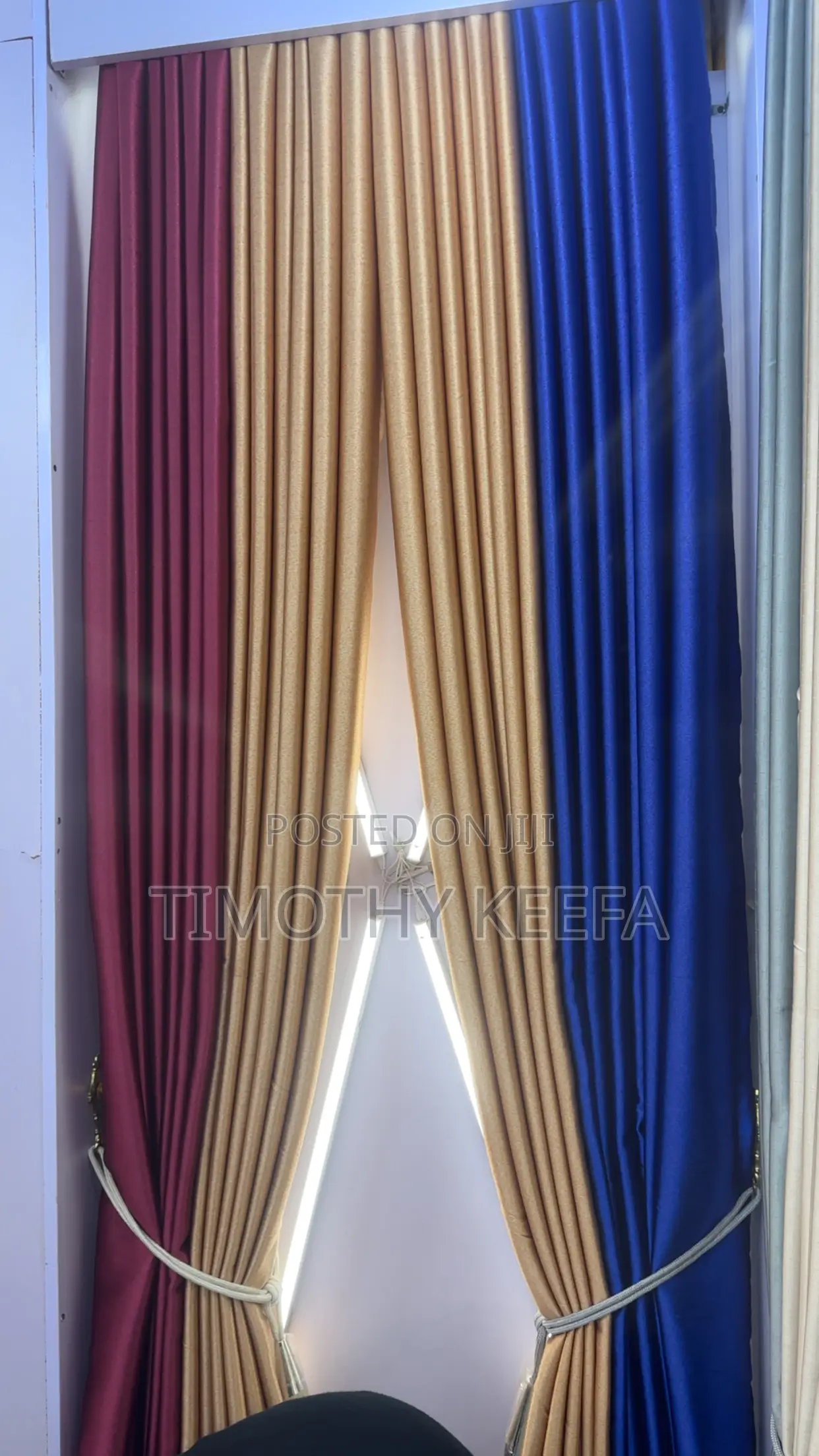 Curtains and Beddngs