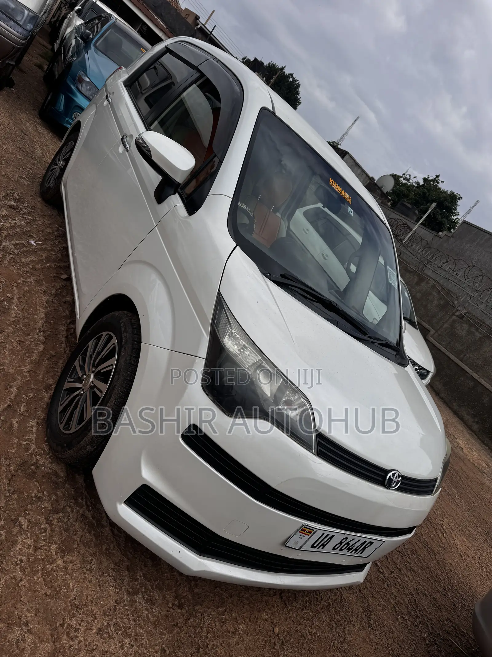 Toyota Spade 2014 White