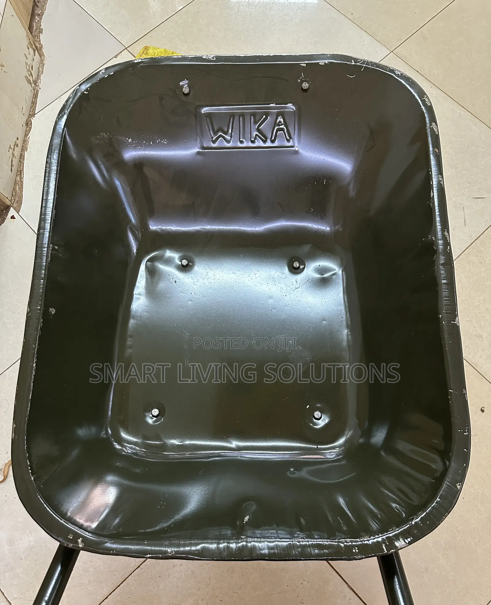 Wheelbarrow Wika