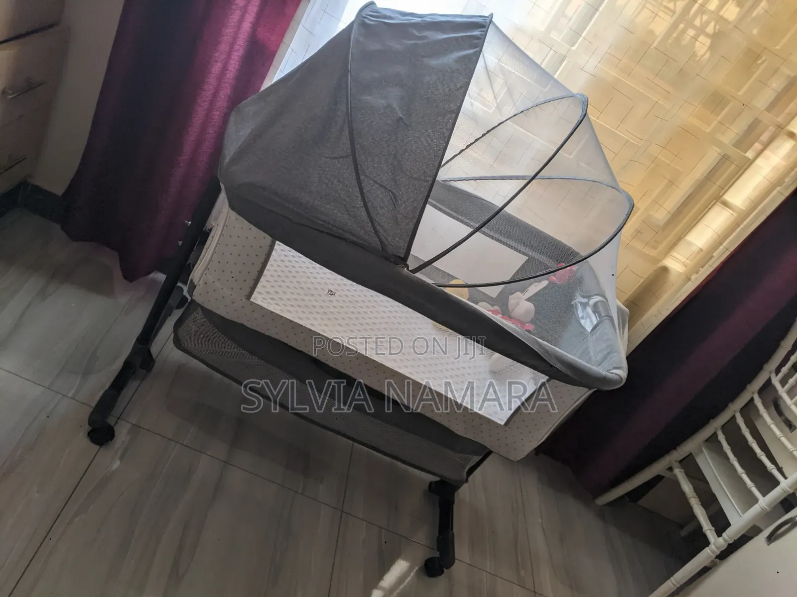 Baby Crib/Bed