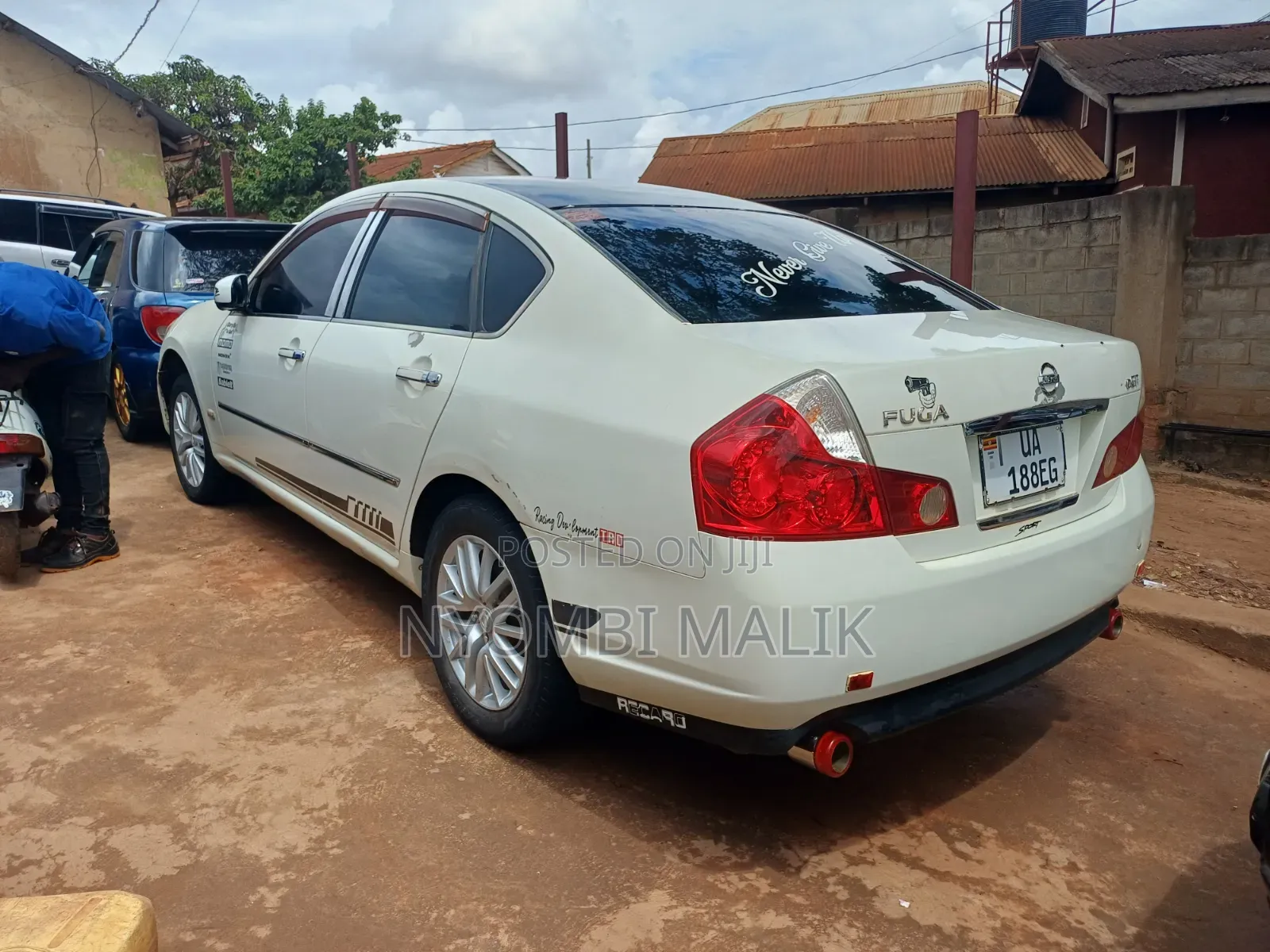 Nissan Fuga 2010 White