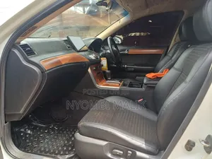 Nissan Fuga 2010 White