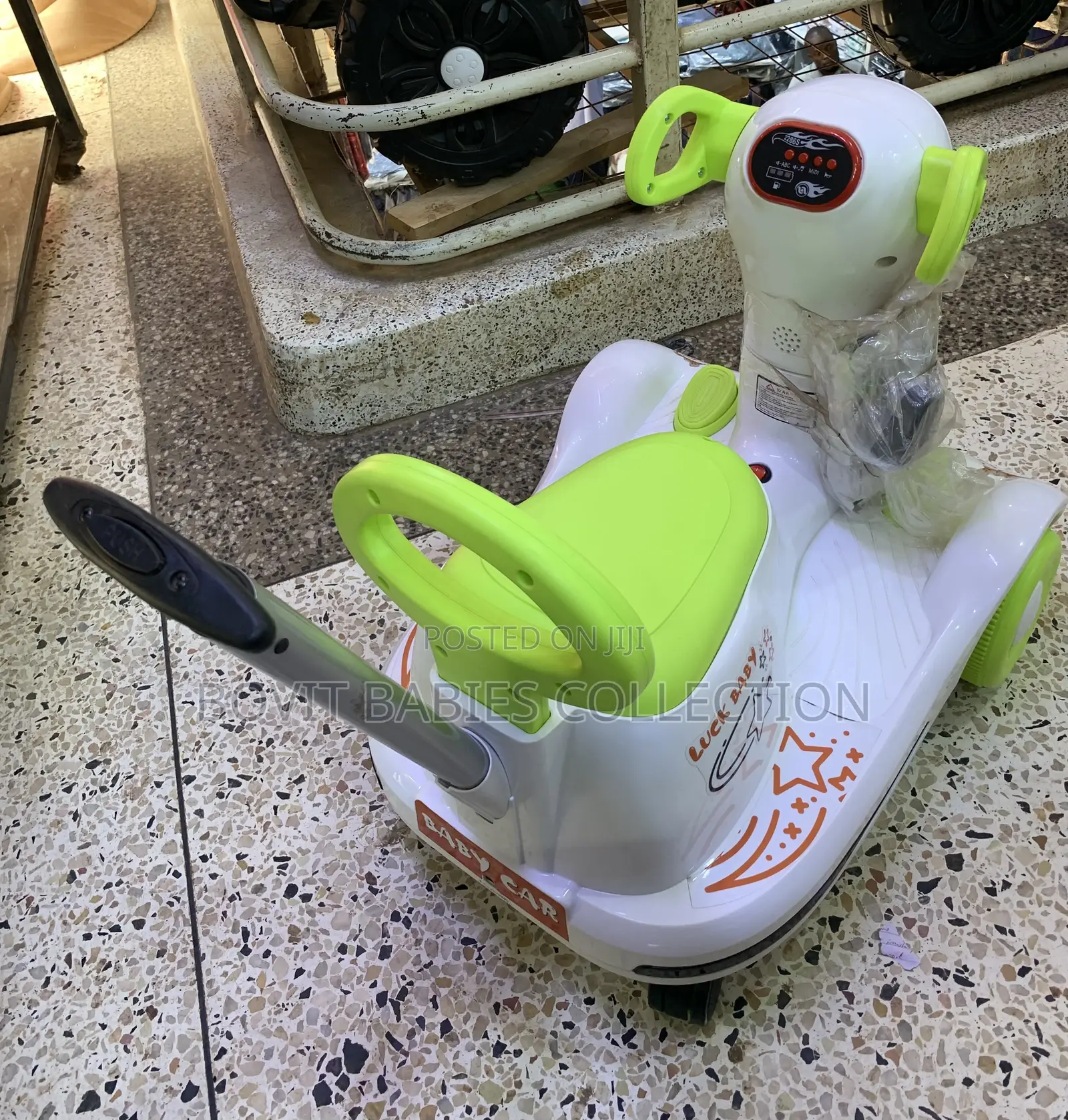 4-Wheel Balance Bike