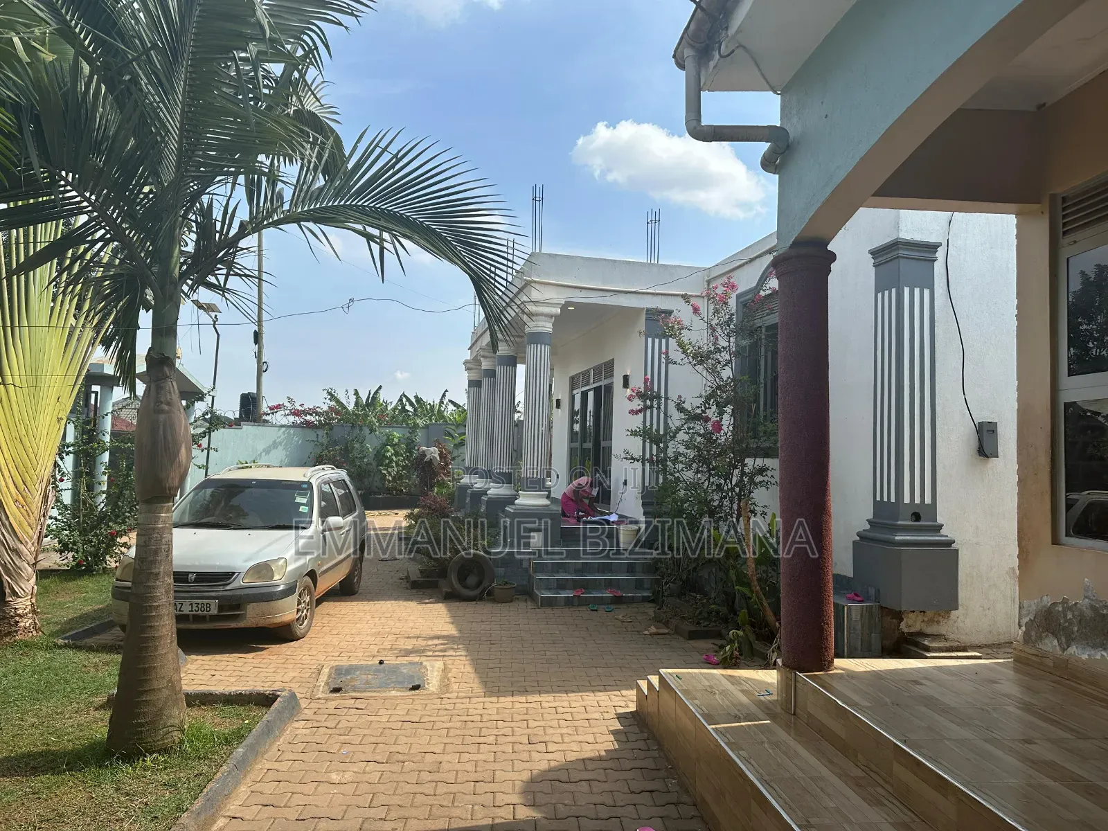 Furnished 4bdrm Bungalow in Kira, Central Division for sale