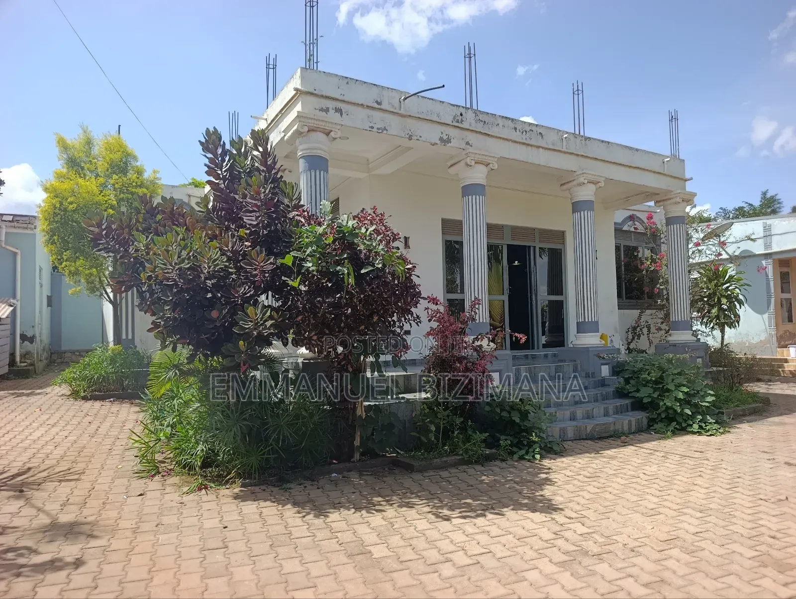 Furnished 4bdrm Bungalow in Kira, Central Division for sale