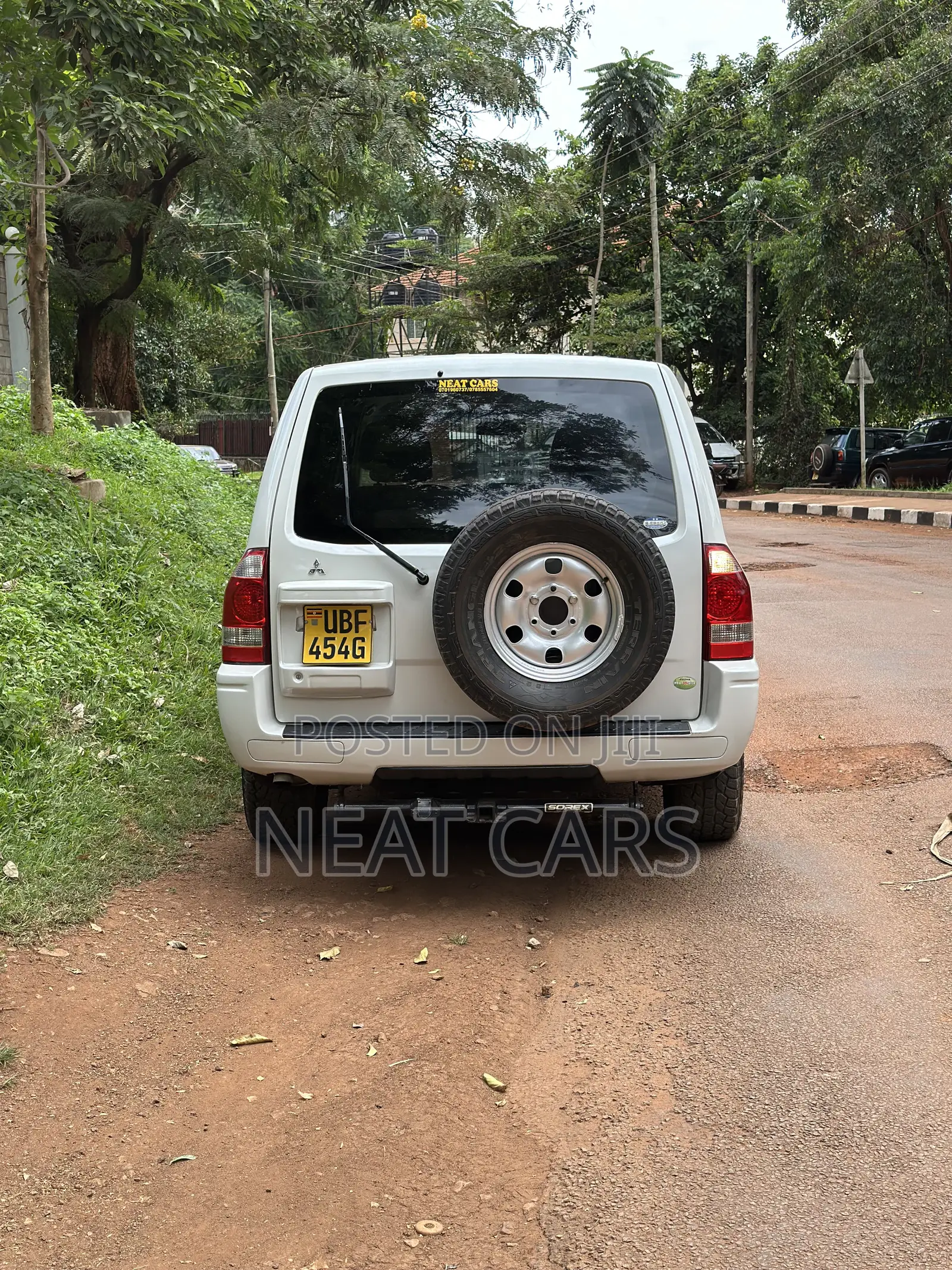 Mitsubishi Pajero 2005 White