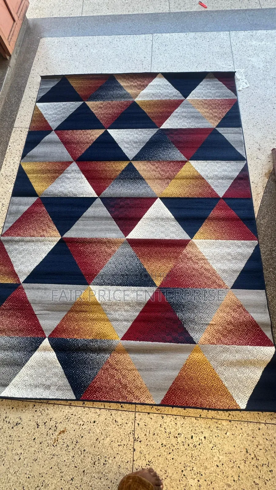 Classic Modern Center Carpet Rug. 150cm by 200cm