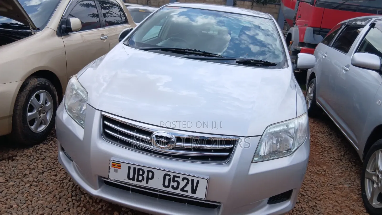 Toyota Axio 2010 Silver