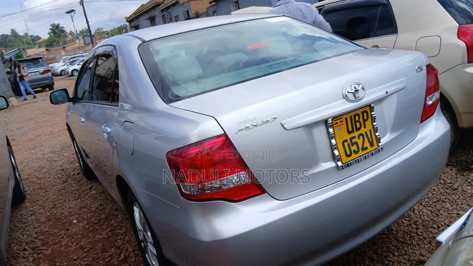 Toyota Axio 2010 Silver