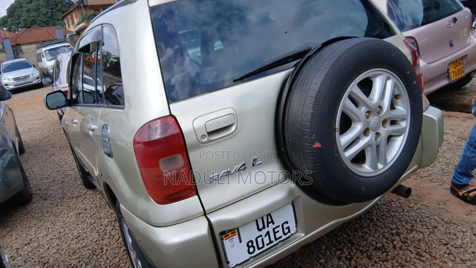 Toyota RAV4 Automatic 2003 Gold