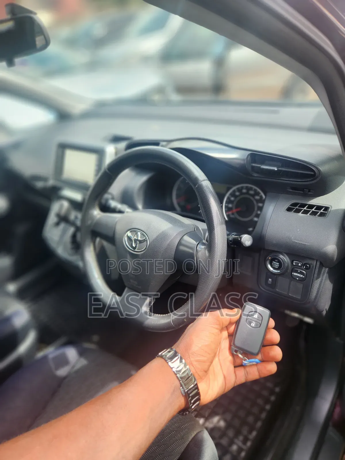 Toyota Wish 2011 Maroon