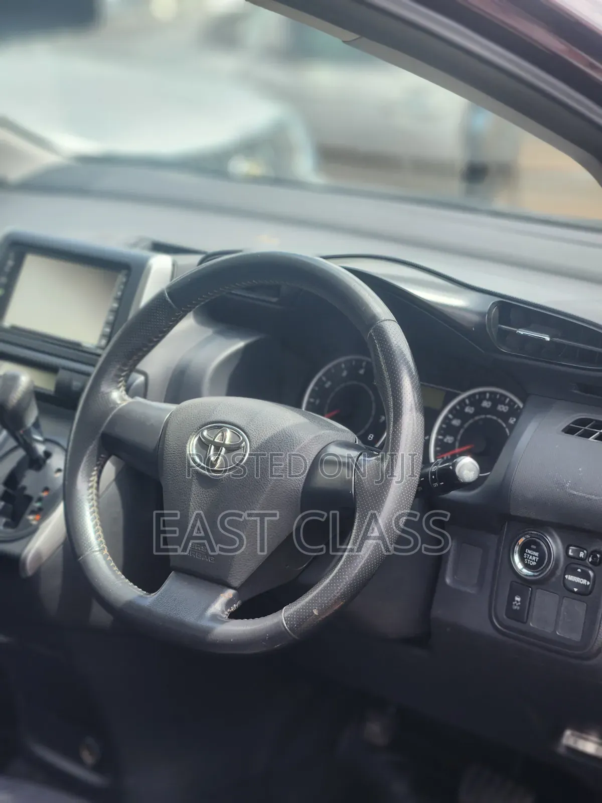 Toyota Wish 2011 Maroon
