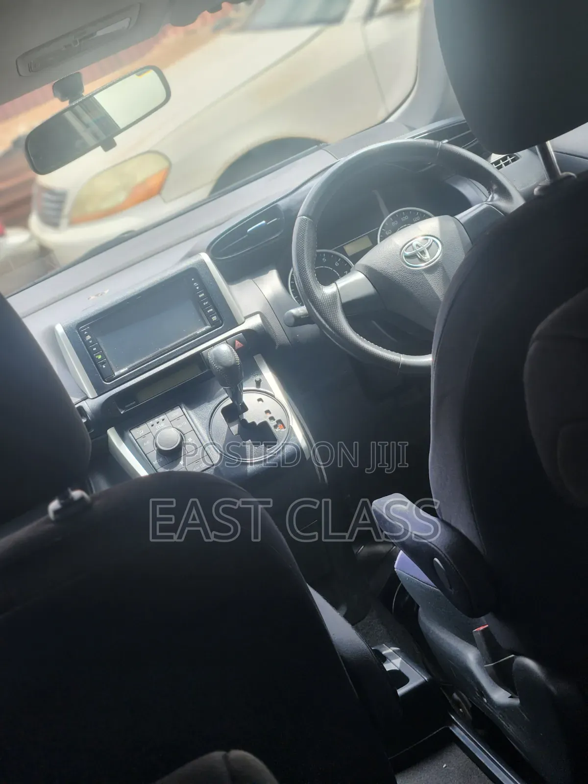 Toyota Wish 2011 Maroon