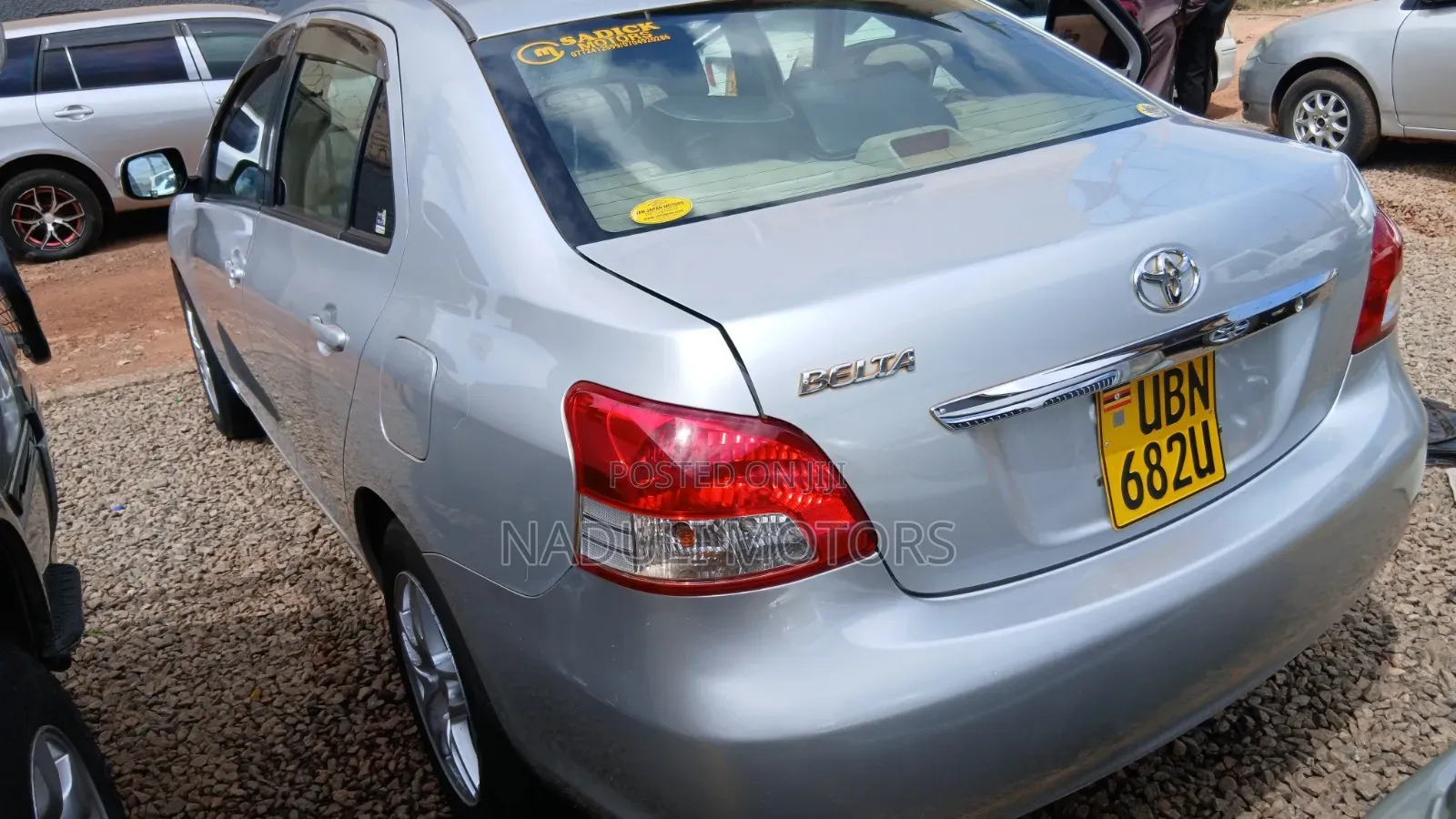 Toyota Belta 2010 Silver