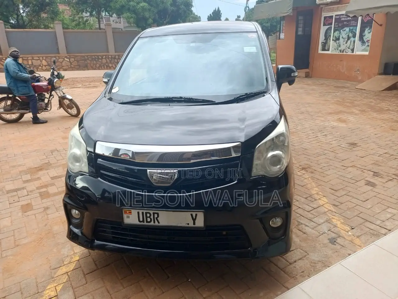 Toyota Noah 2012 Black