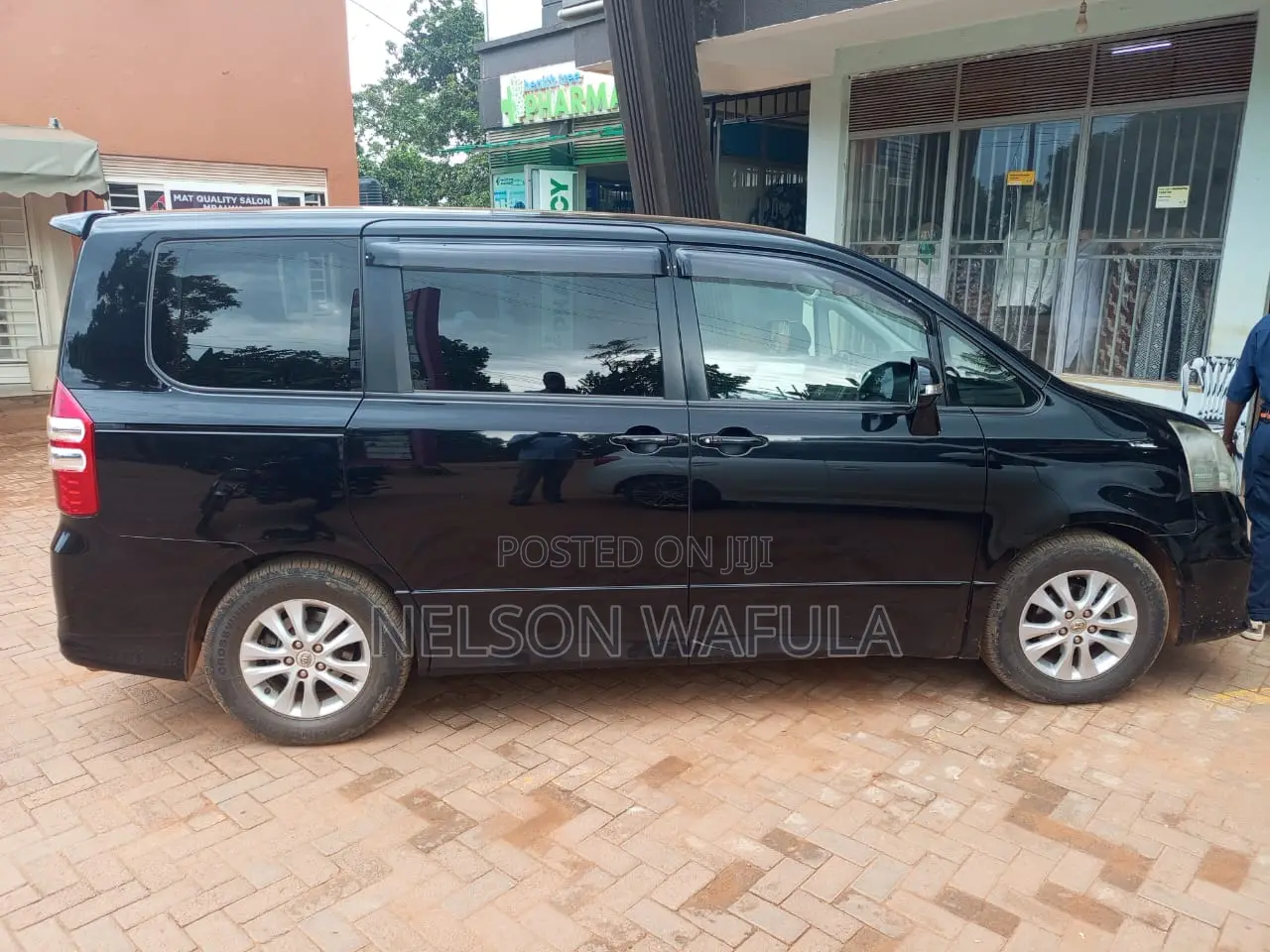 Toyota Noah 2012 Black